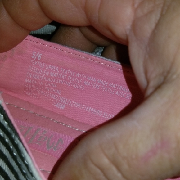 Mod Love - Picture 2 of 4